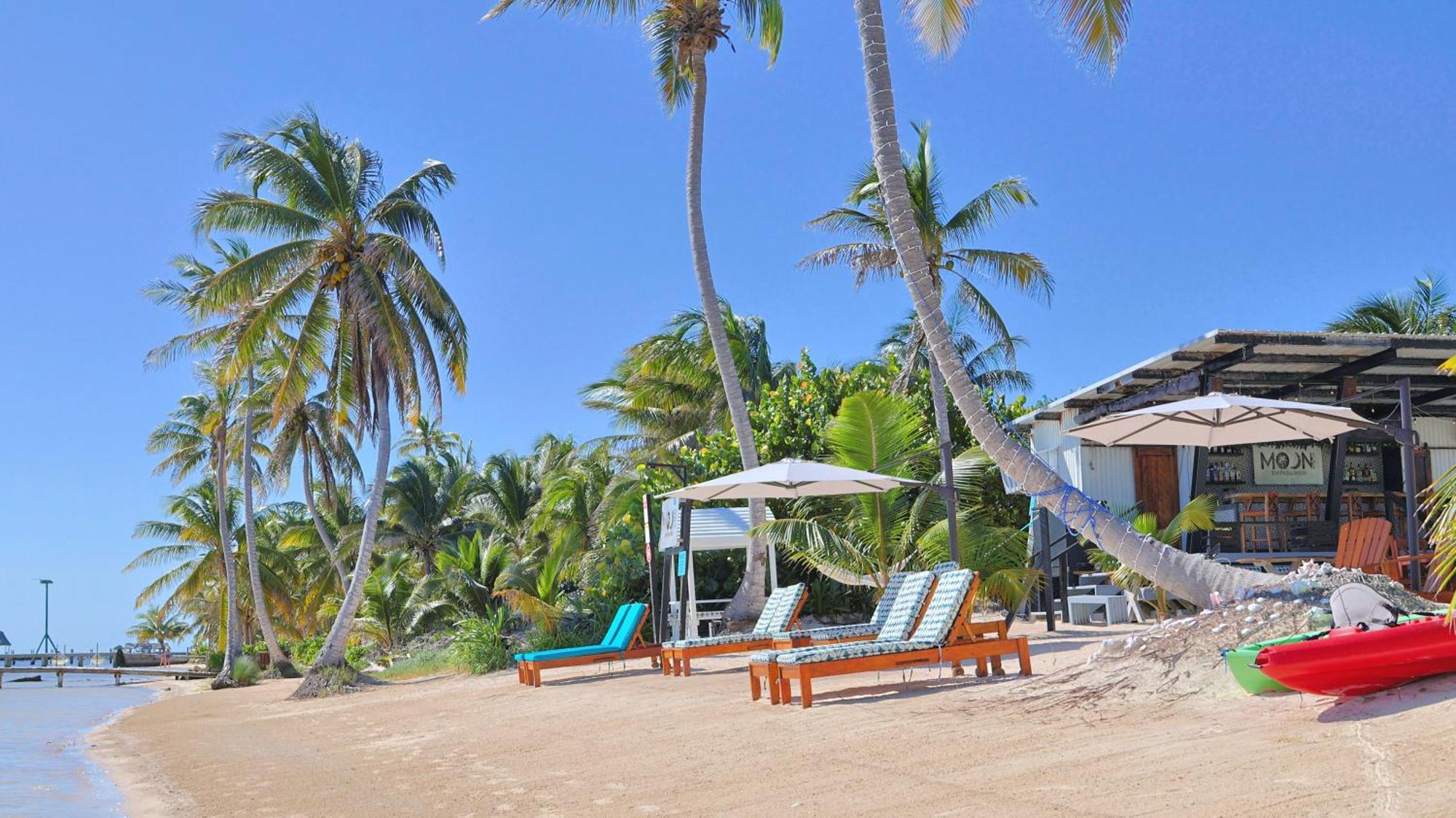 Mangata Villas Adults Only San Pedro  Exterior photo