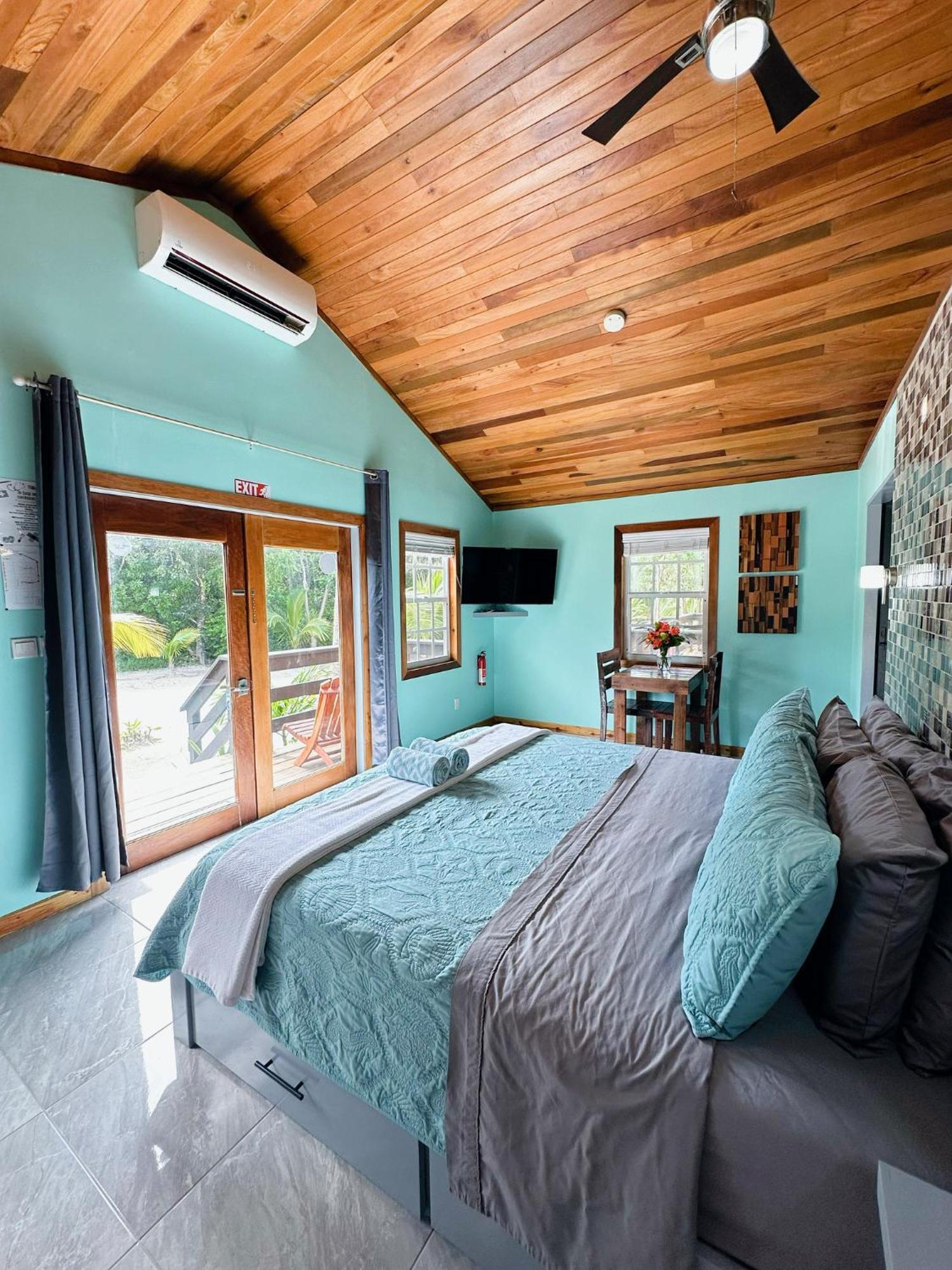 Mangata Villas Adults Only San Pedro  Exterior photo
